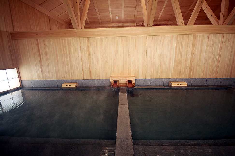 御座之湯 内湯 草津温泉 日帰り
