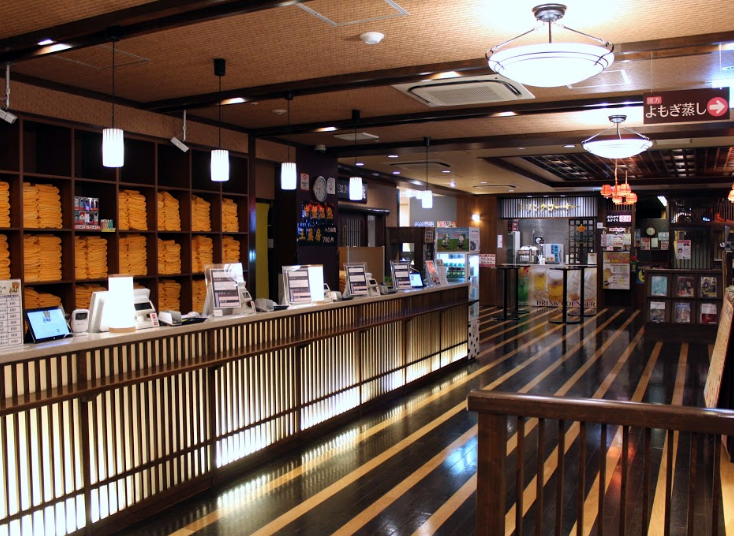 スーパー銭湯 東京 おふろの王様大井町店 入り口を入ってすぐ受付
