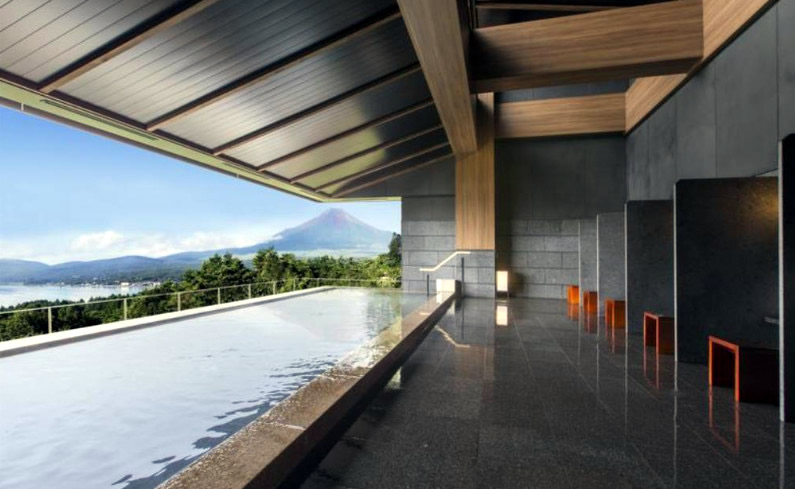 ホテルマウント富士 山中湖 温泉 日帰り 富士山と山中湖を同時に楽しめる「はなれの湯」