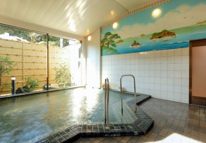 芭蕉の湯 松島温泉 温泉 日帰り ペンキ絵の松島が楽しめる内風呂