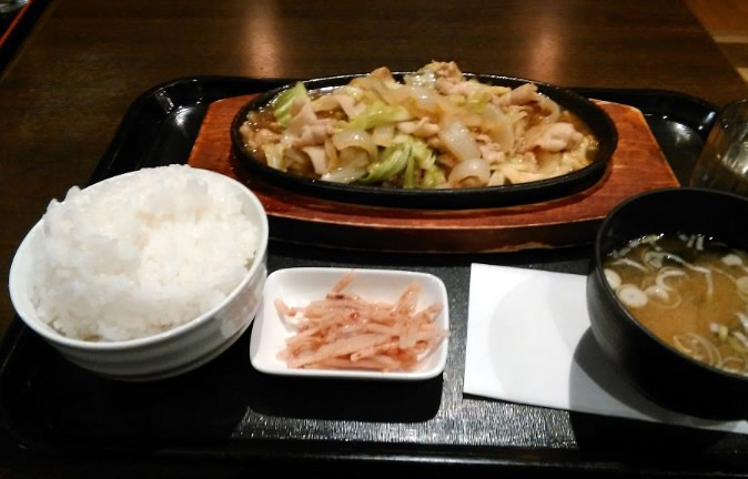 スーパー銭湯 神奈川 おふろの国 食事