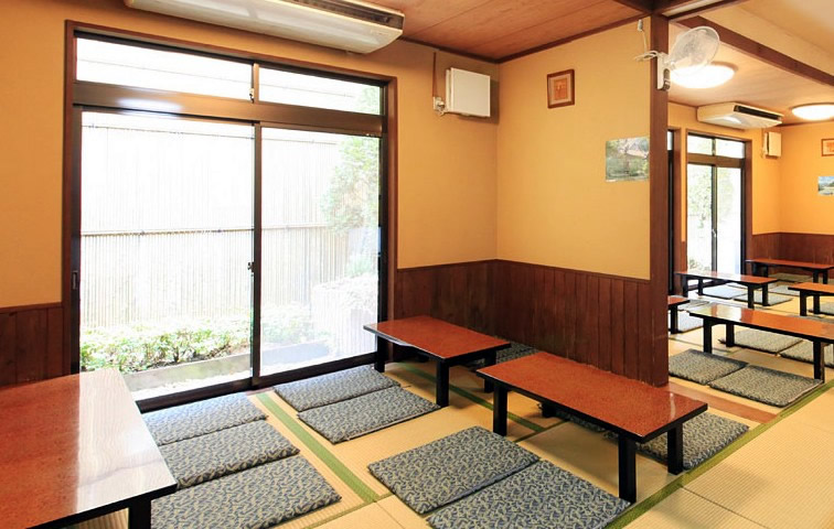 スーパー銭湯 神奈川 箱根の湯 休憩所（軽食コーナー）